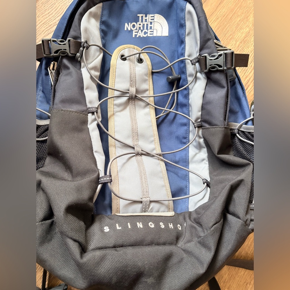 The North Face Navy Blue and Gray Slingshot Daypack Backpack - Picture 2 of 5